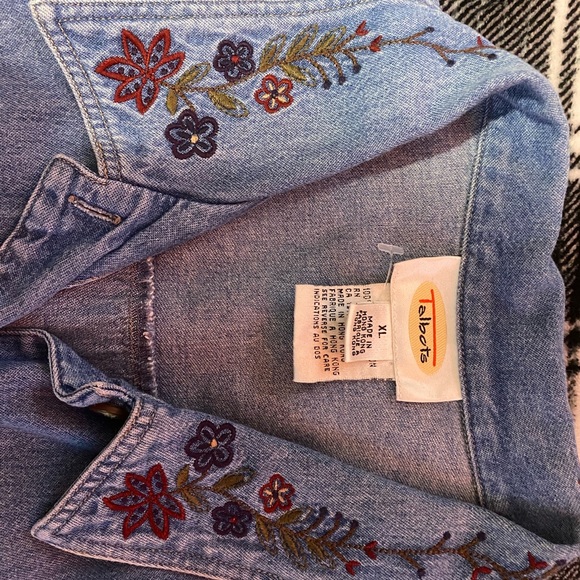 Shirt - Picture 2 of 2